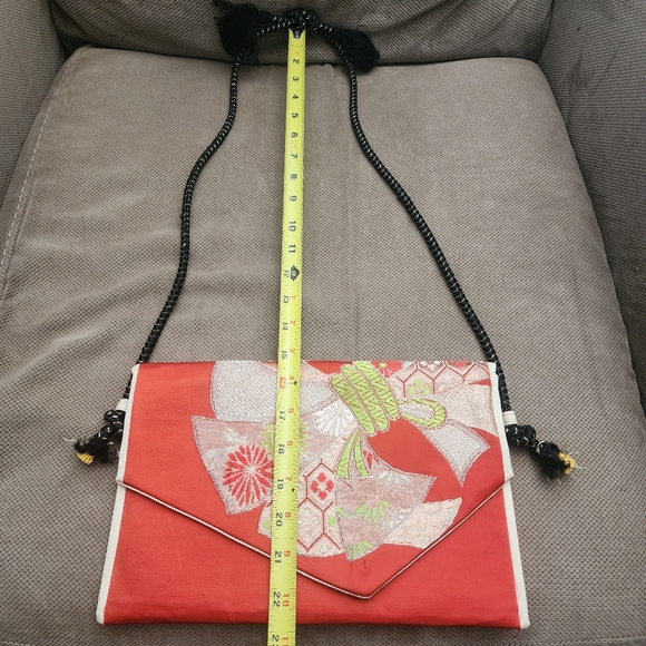 Vintage Kimono fabric asymmetrical rope tie strap crossbody - Picture 2 of 11